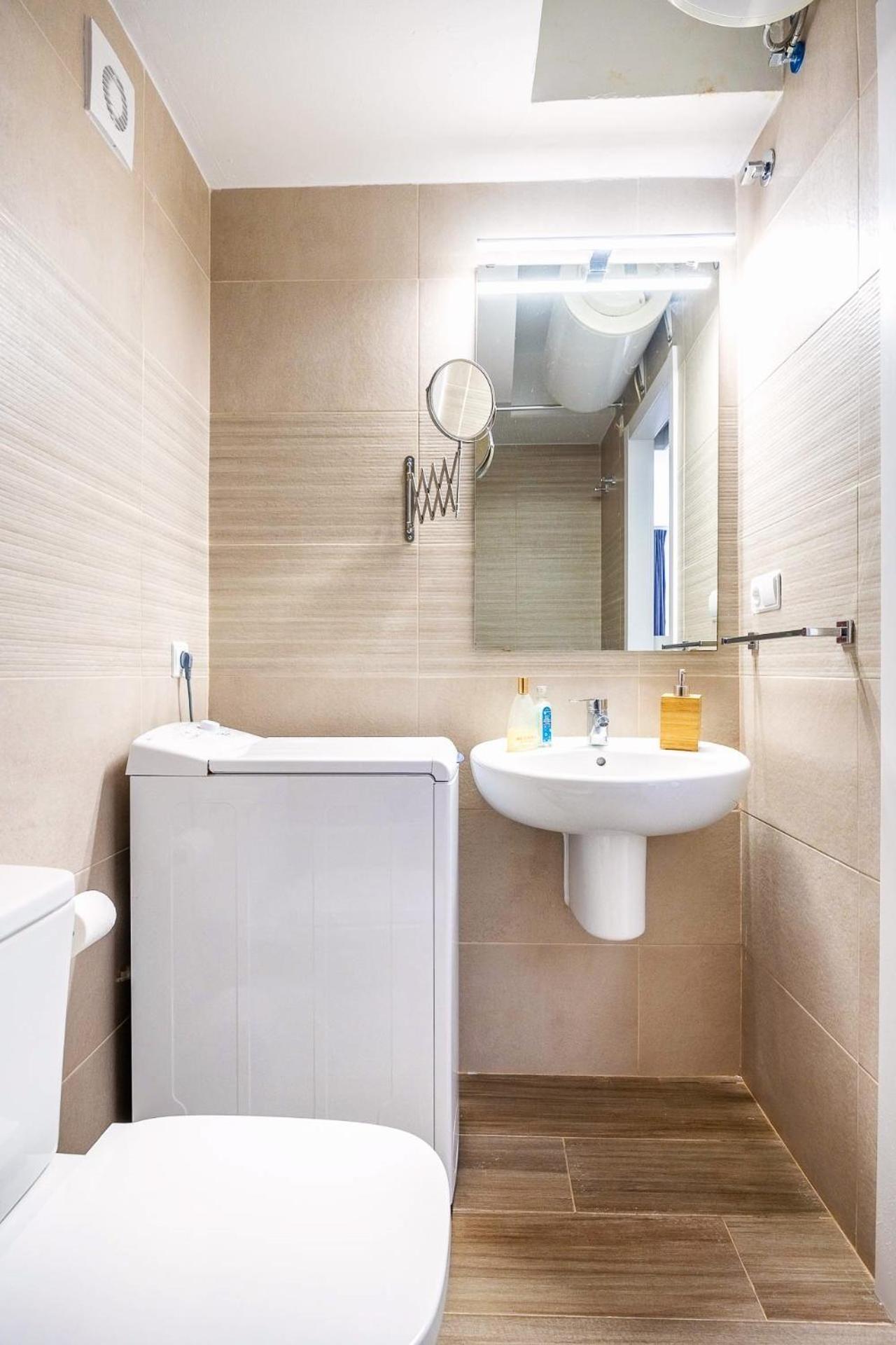 Sunterrace Loft-Triana'S Star, 10' From City Center! Seville Luaran gambar