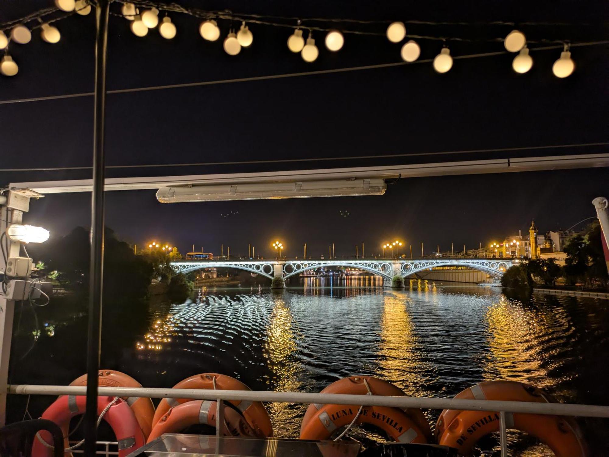 Sunterrace Loft-Triana'S Star, 10' From City Center! Seville Luaran gambar