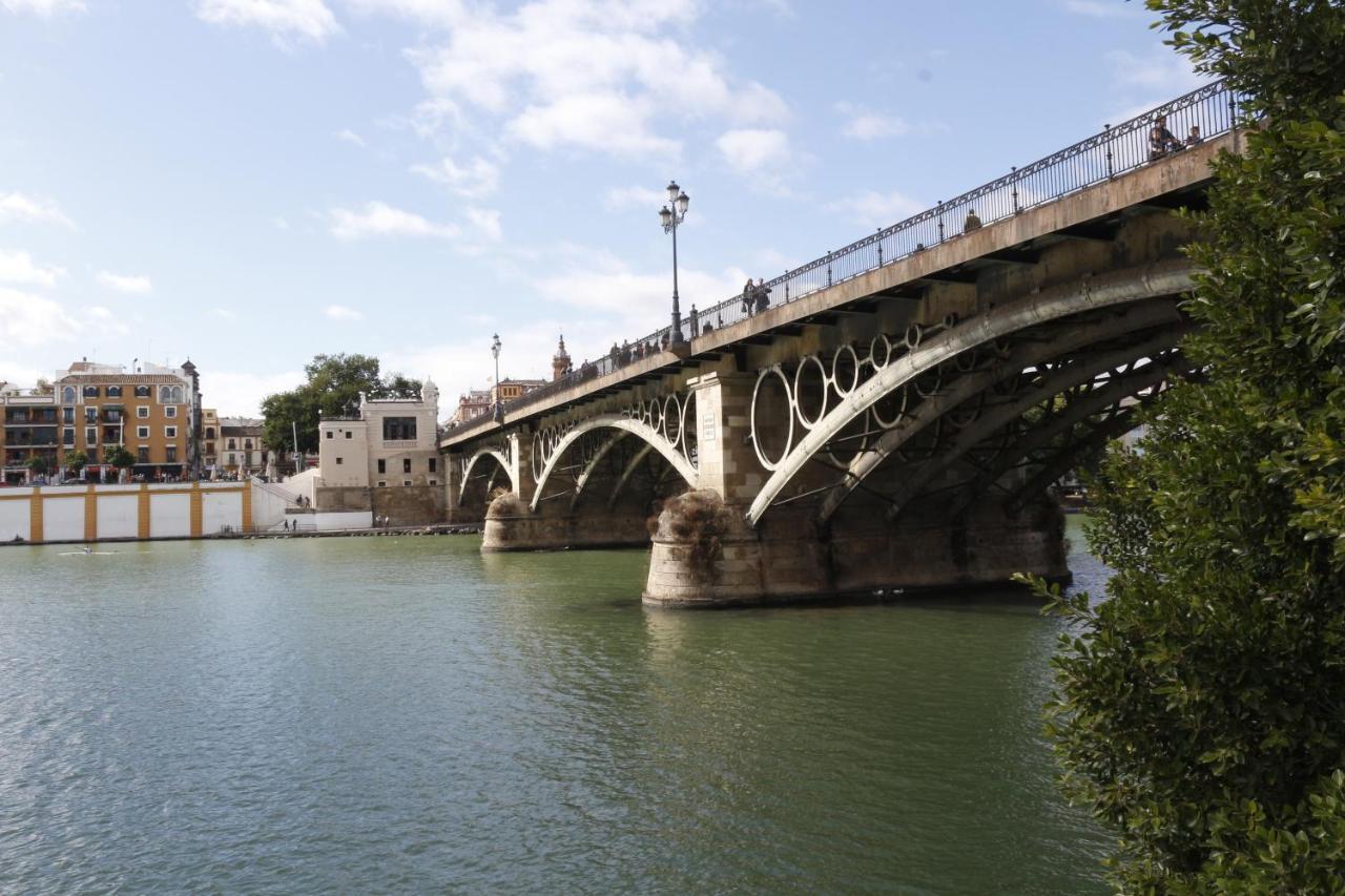Sunterrace Loft-Triana'S Star, 10' From City Center! Seville Luaran gambar